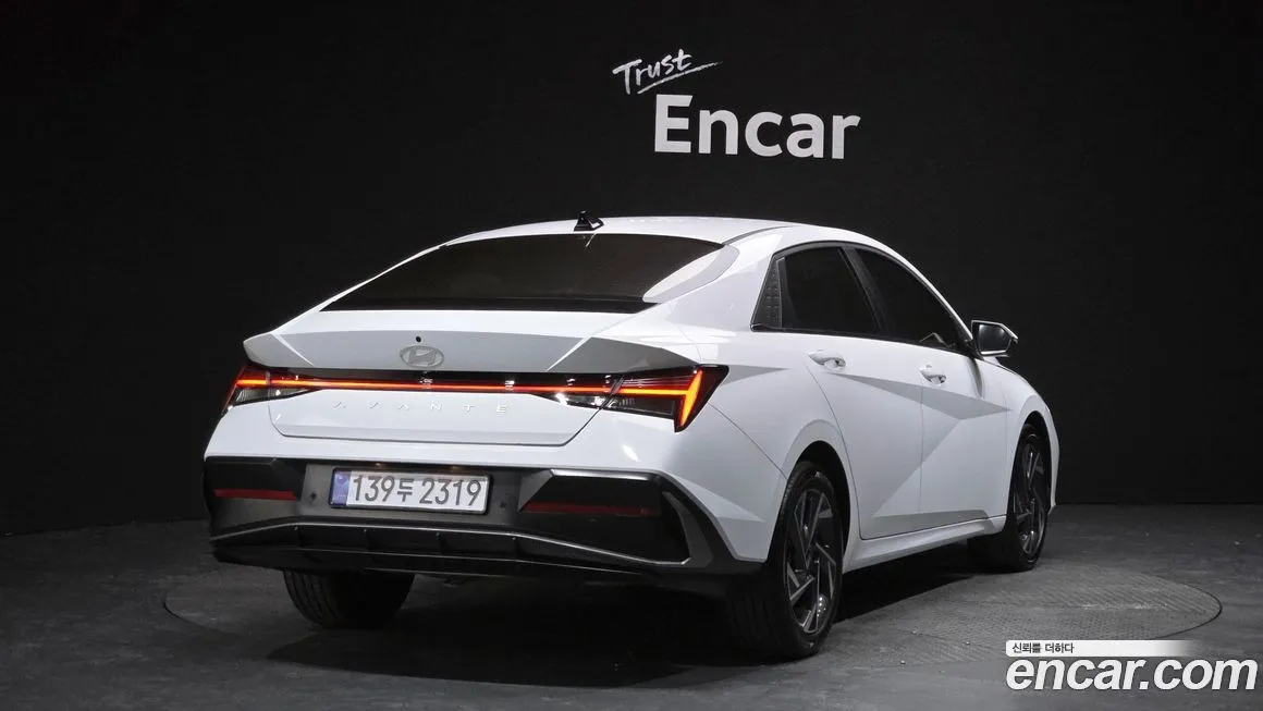 Hyundai AVANTE — фото 9