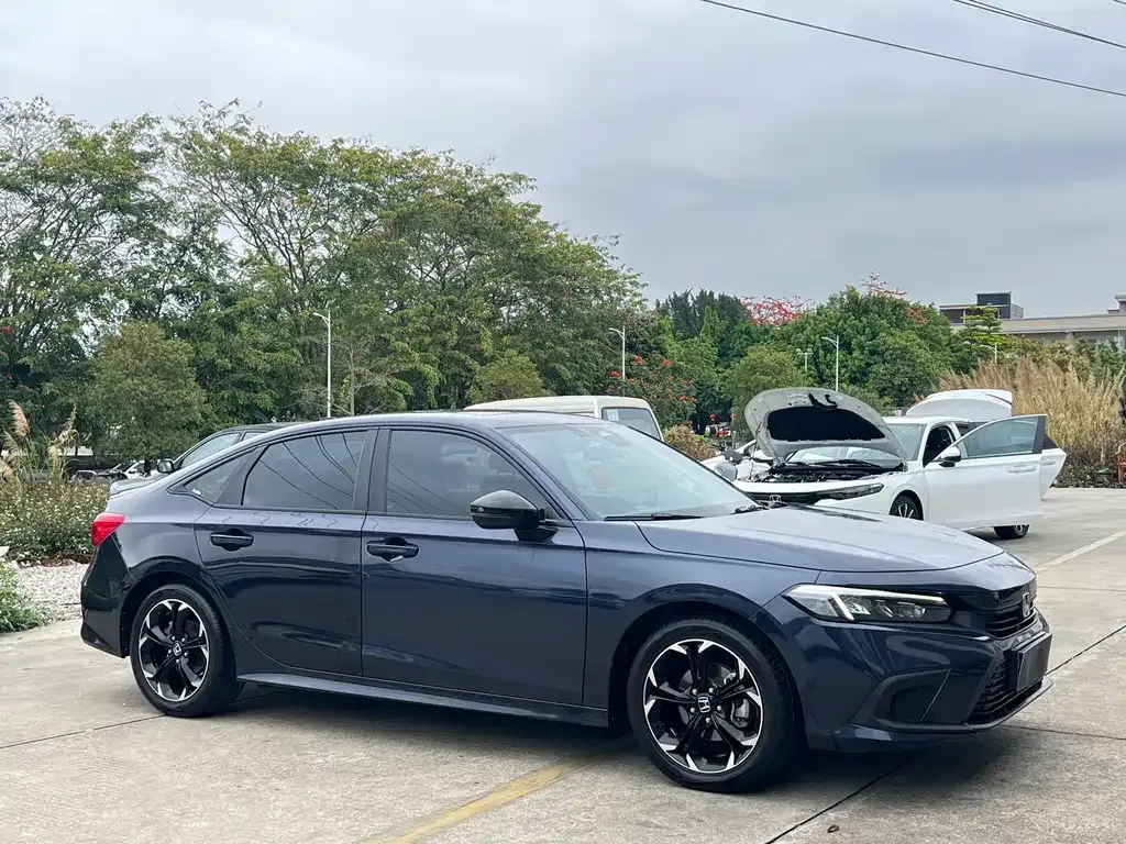 Honda Civic — фото 9