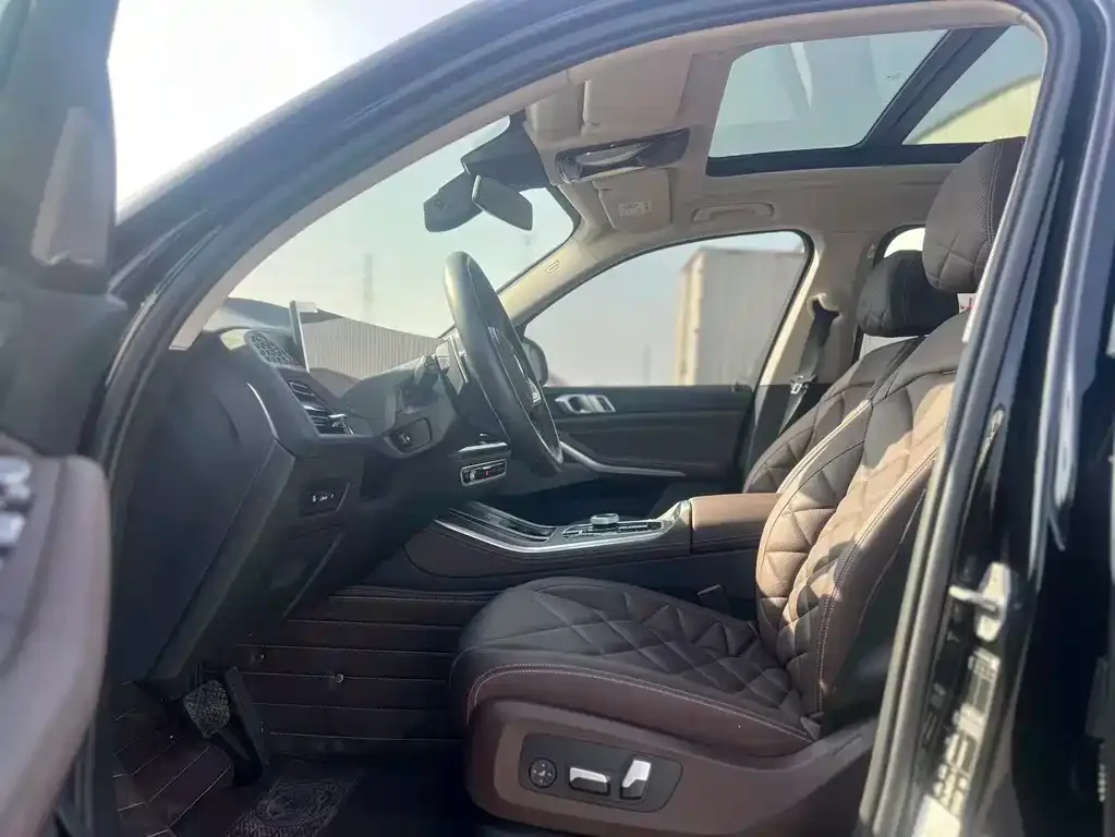 BMW X5 2024 из CN, фото 3