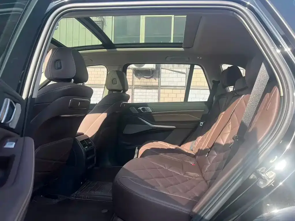 BMW X5 2024 из CN, фото 2