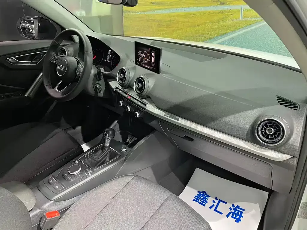 Audi Q2L 2021 из CN, фото 8