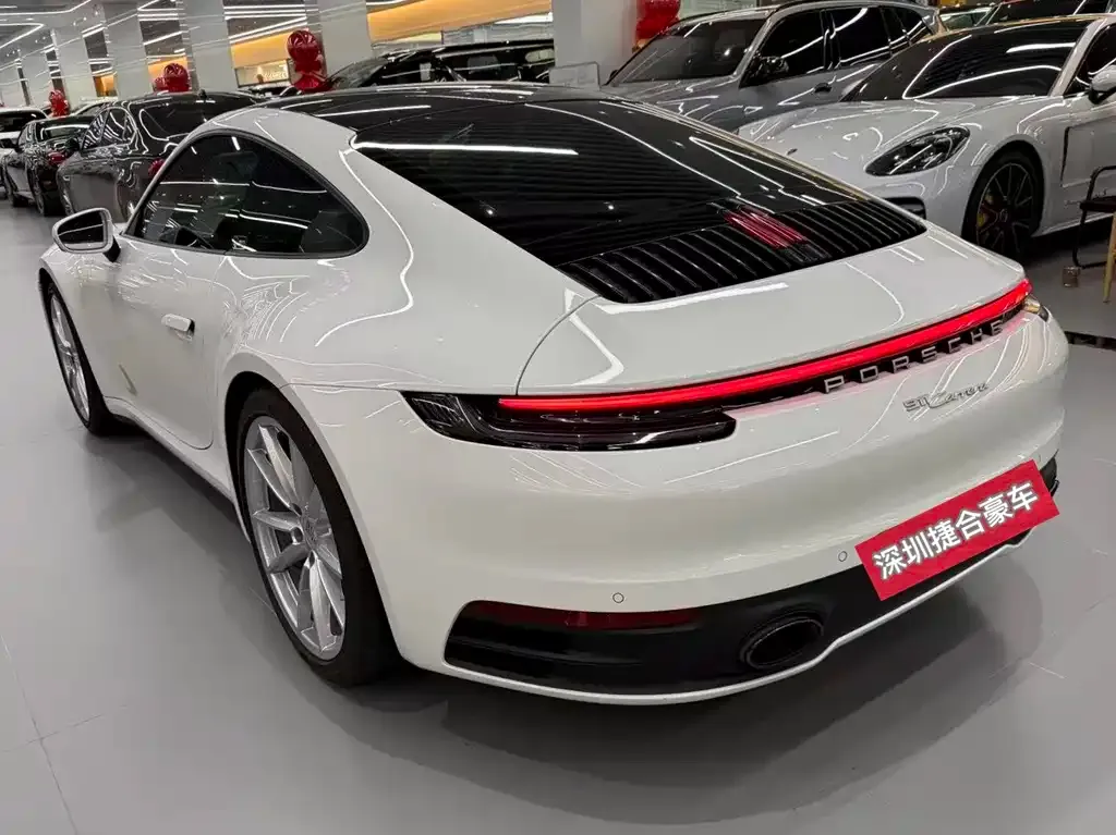 Porsche 911 2021 из CN, фото 8