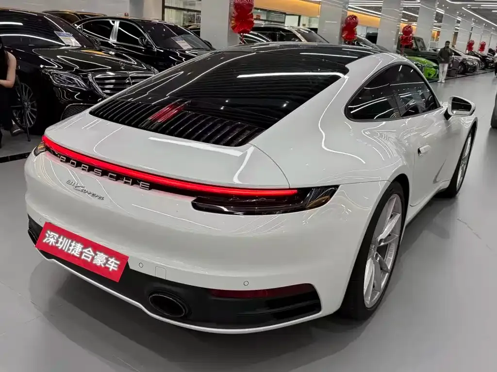 Porsche 911 2021 из CN, фото 4