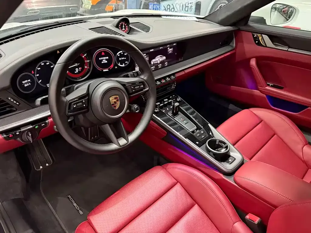 Porsche 911 2021 из CN, фото 10