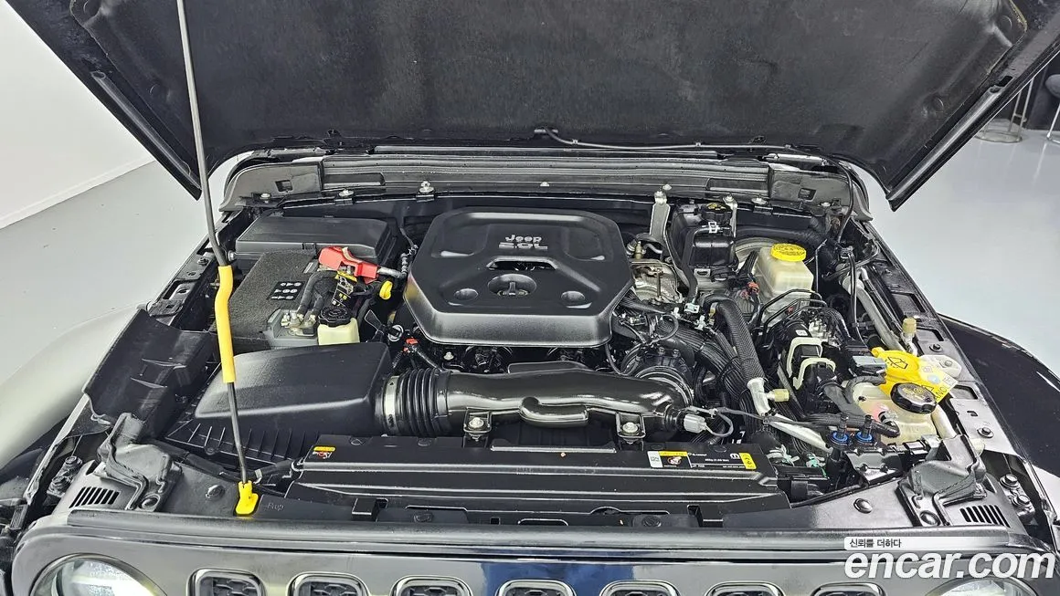 Jeep Wrangler 2021 из KR, фото 9