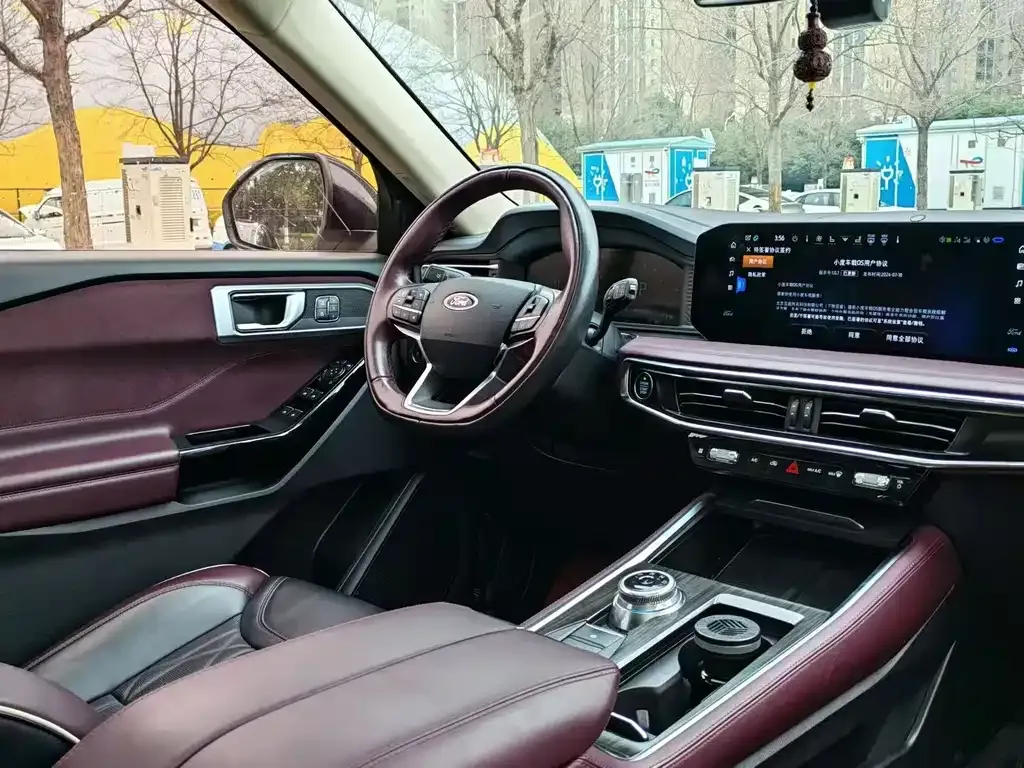 Ford Explorer 2022 из CN, фото 3