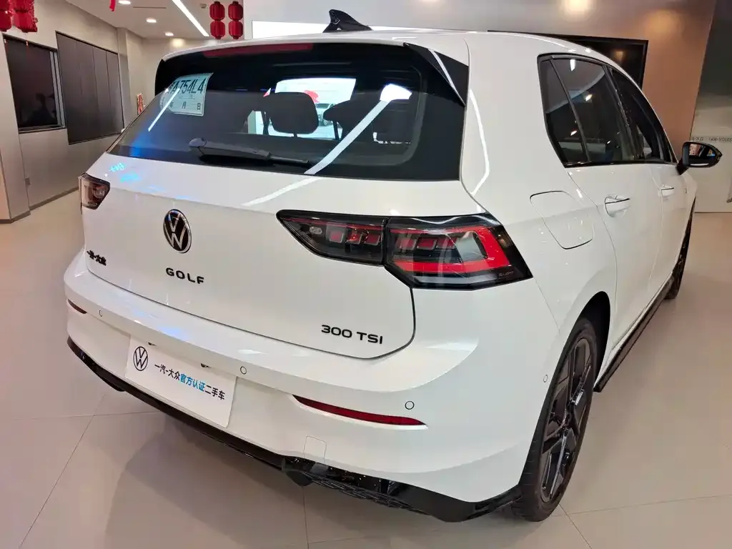 Volkswagen Golf 2025 из CN, фото 7