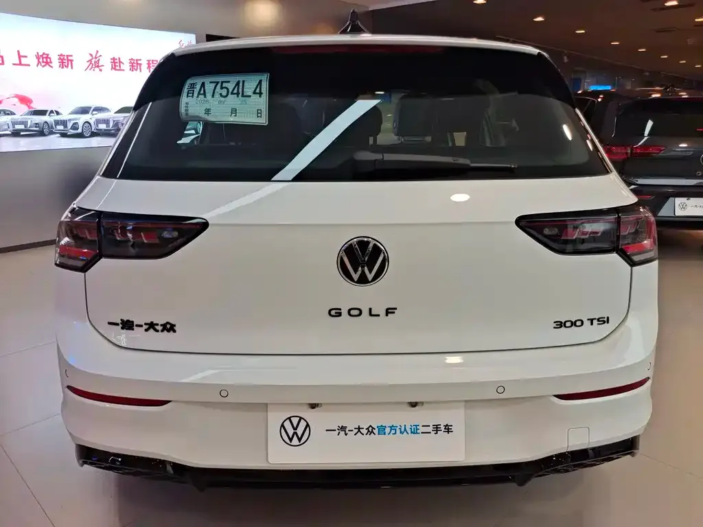 Volkswagen Golf 2025 из CN, фото 2