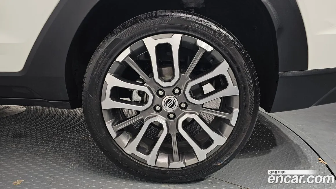 KG Mobility (Ssangyong) Torres 2023 из KR, фото 10