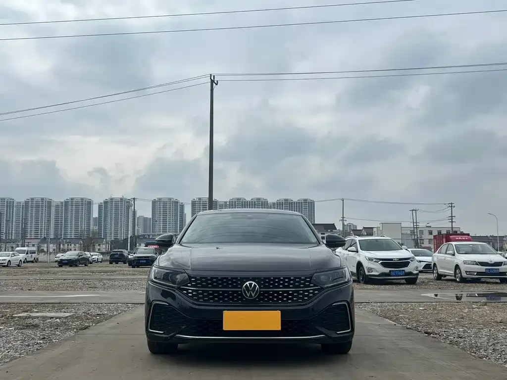 Volkswagen Passat — фото 4