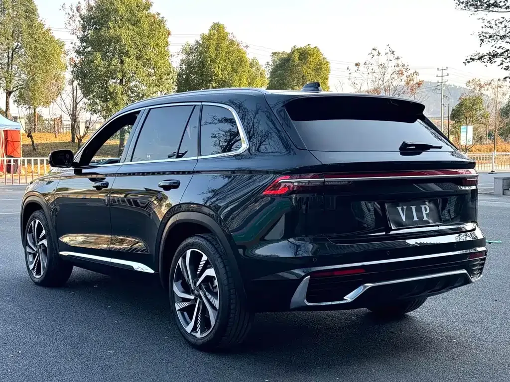 Geely Xingyue L — фото 8