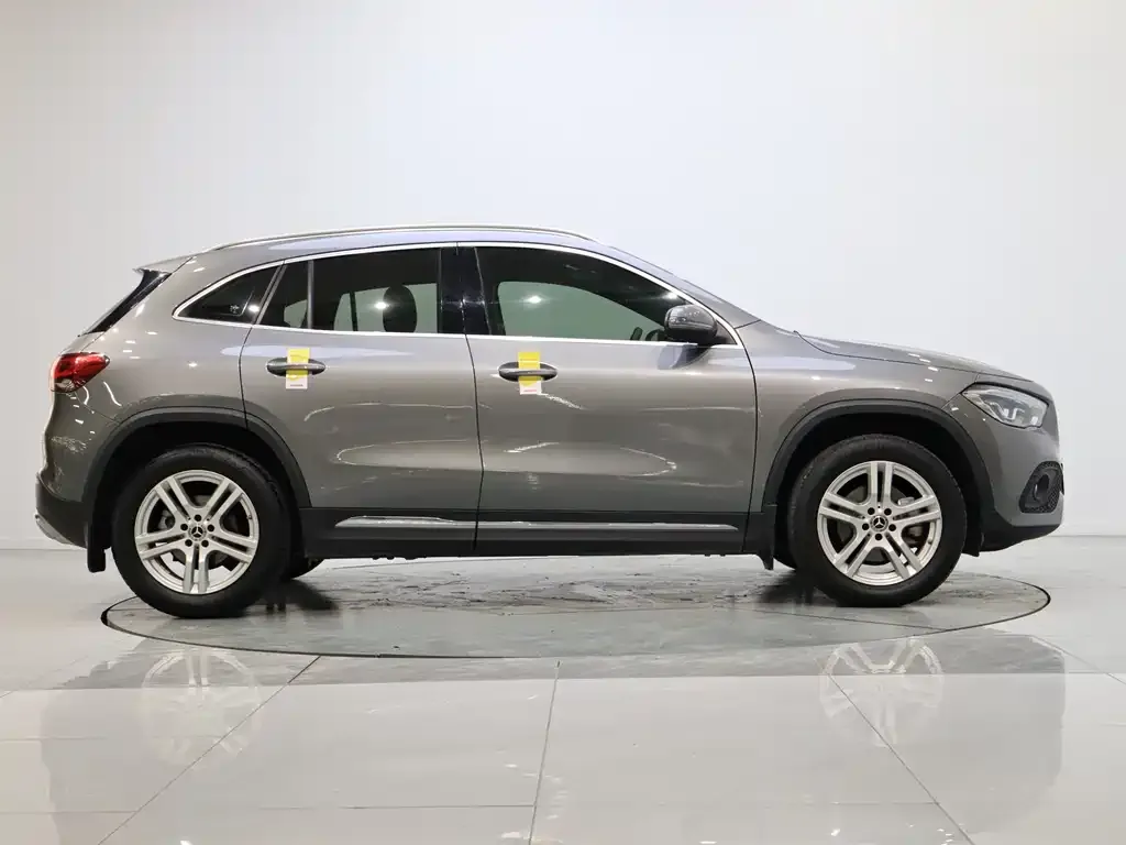 Mercedes-Benz GLA — фото 8