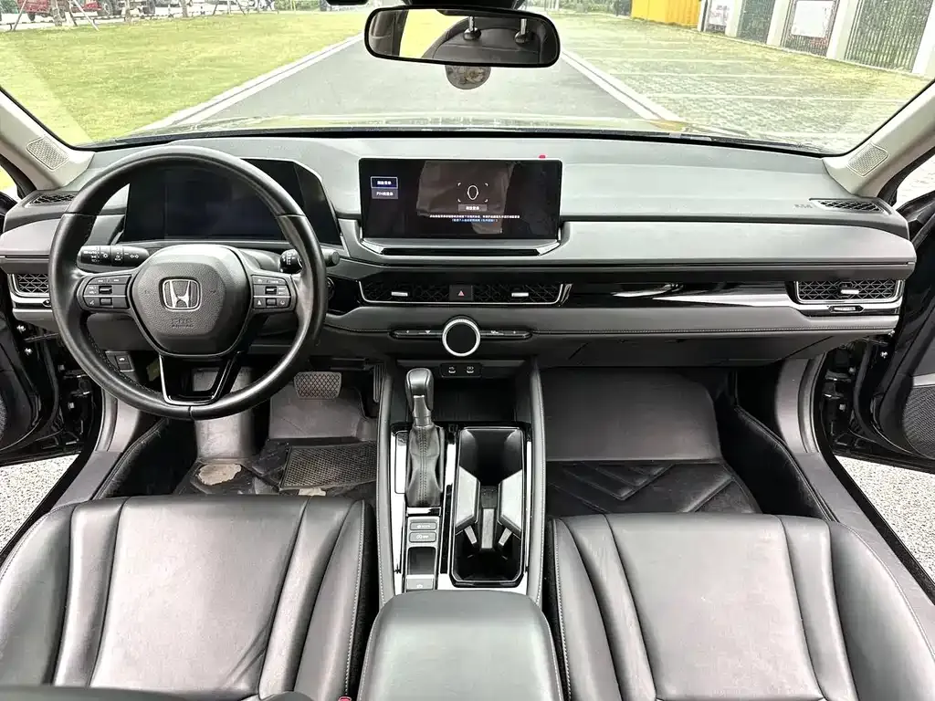 Honda Inspire — фото 4