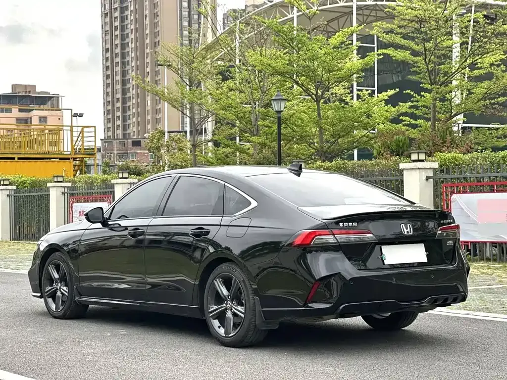 Honda Inspire — фото 8