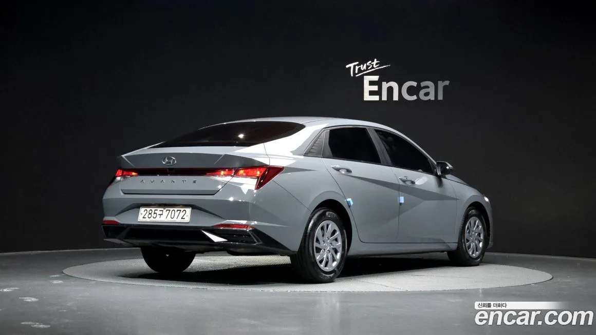 Hyundai AVANTE — фото 3