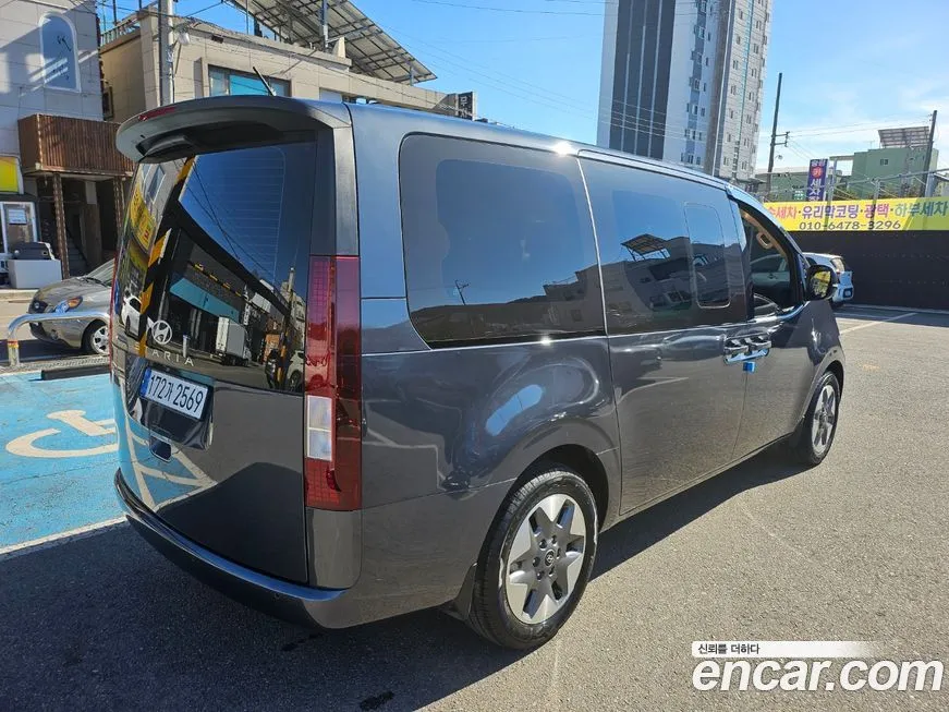 Hyundai Staria — фото 2