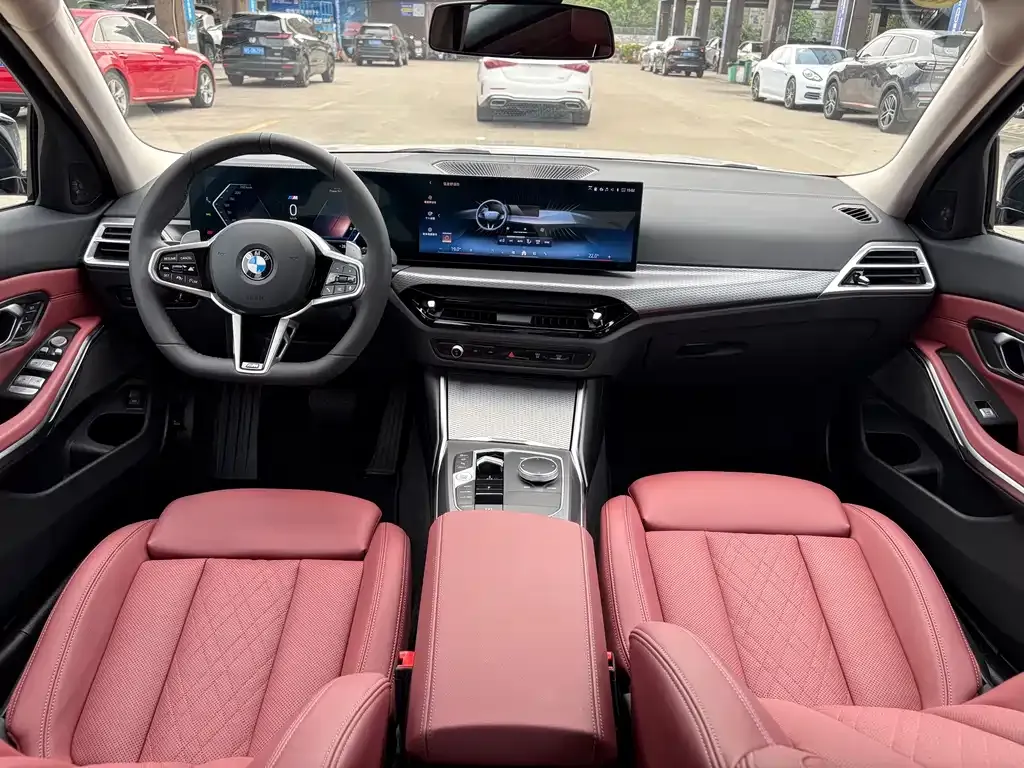 BMW 3 Series 2026 из CN, фото 7
