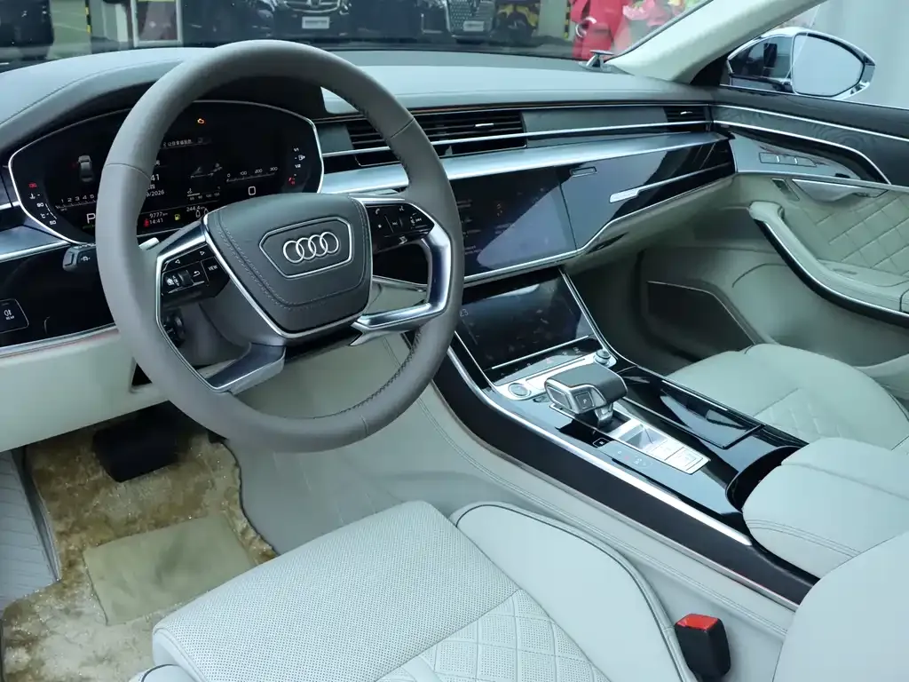 Audi A8 2025 из CN, фото 6