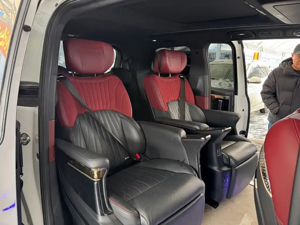 GAC Motor Trumpchi M8 — фото 3