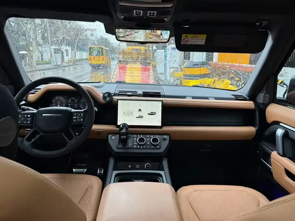Land Rover Defender — фото 2