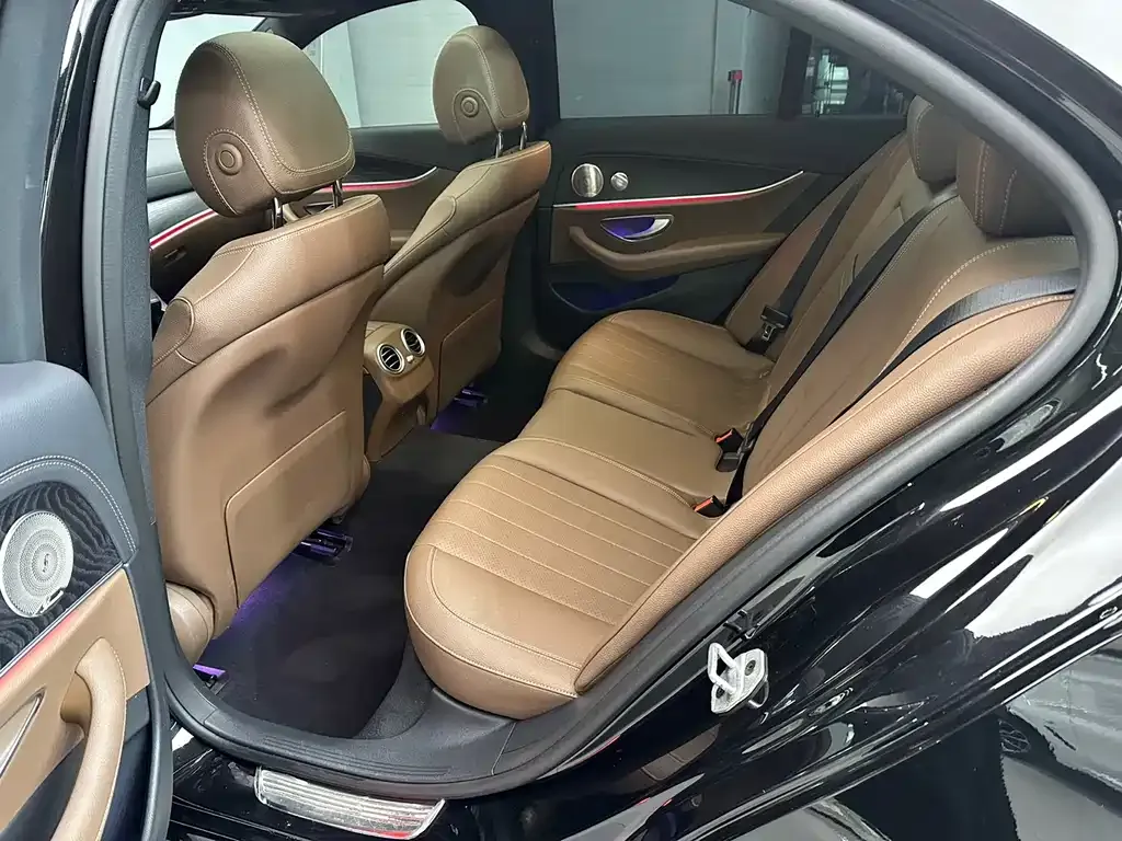 Mercedes-Benz E-Class (Import) 2021 из CN, фото 5