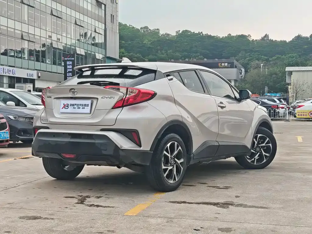 Toyota C-HR 2021 из CN, фото 5