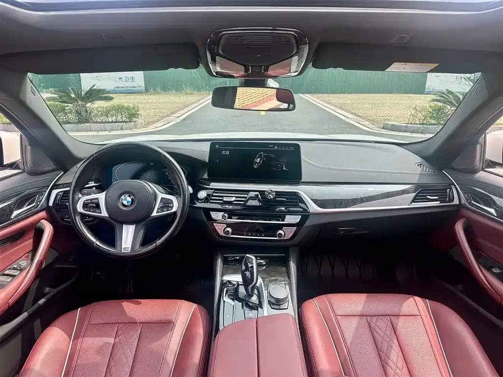 BMW 5 Series — фото 3