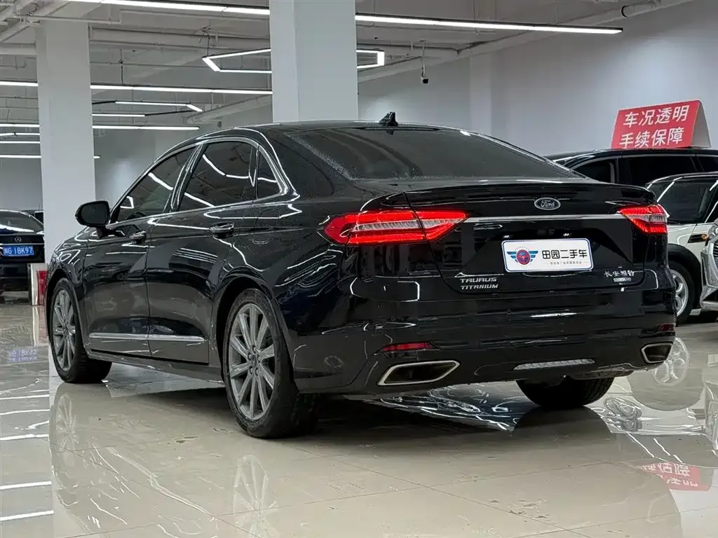 Ford Taurus 2021 из CN, фото 2