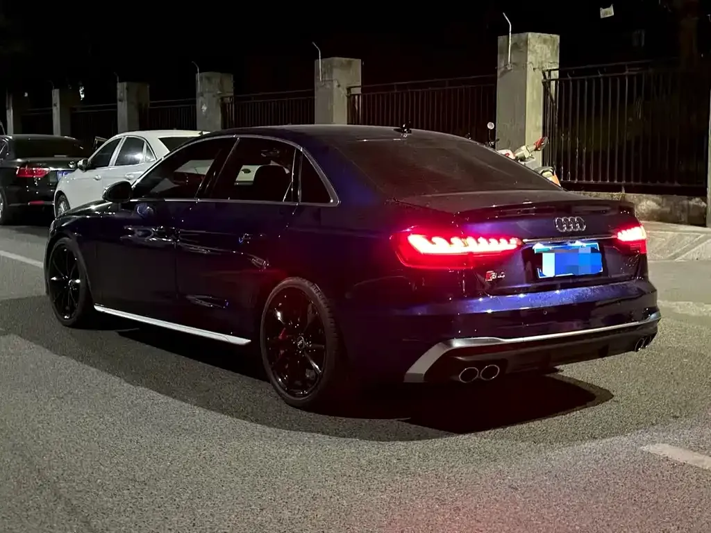 Audi S4 2021 из CN, фото 7