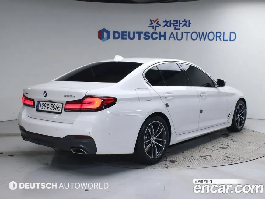 BMW 5-Series 2021 из KR, фото 2