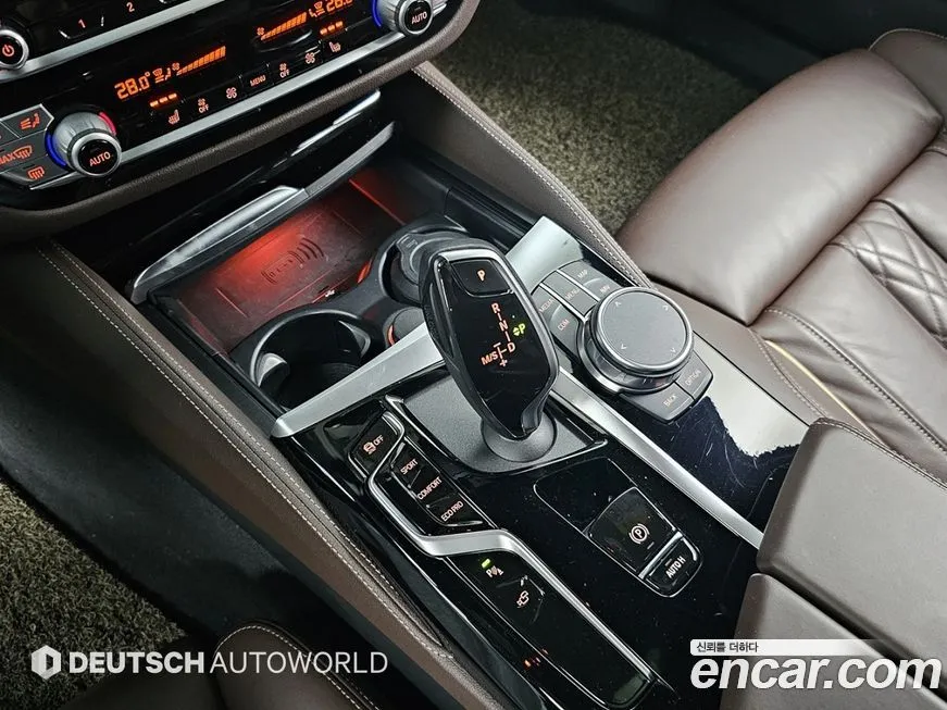 BMW 5-Series 2021 из KR, фото 8