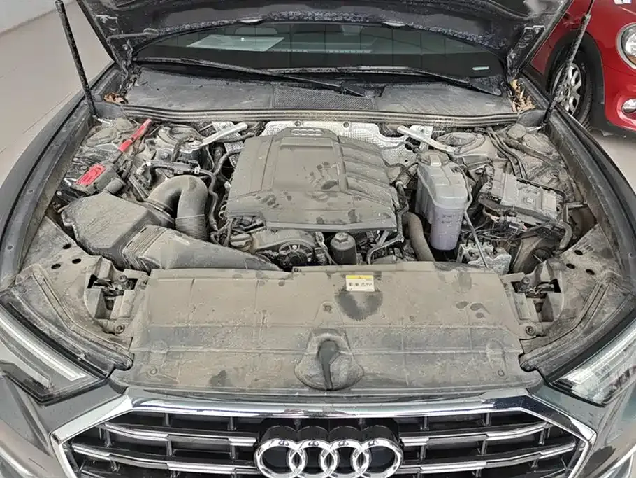 Audi A6L — фото 9