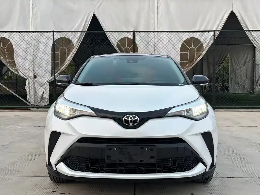 Toyota C-HR 2024 из CN, фото 8