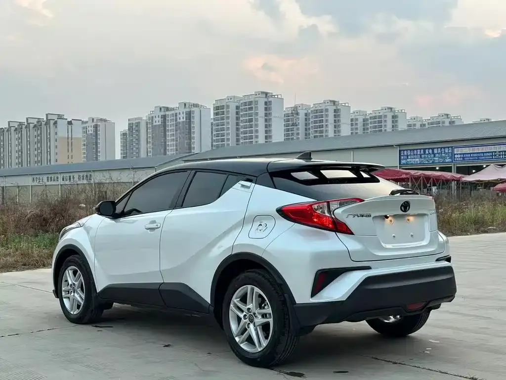 Toyota C-HR 2024 из CN, фото 5