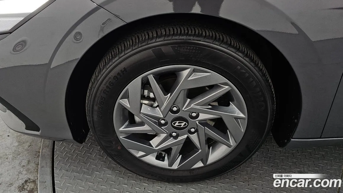 Hyundai AVANTE — фото 6