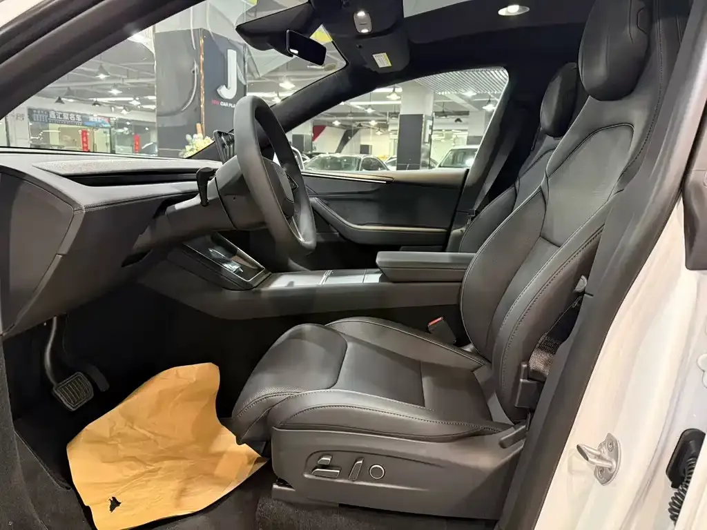 Tesla Model Y L 2026 из CN, фото 3