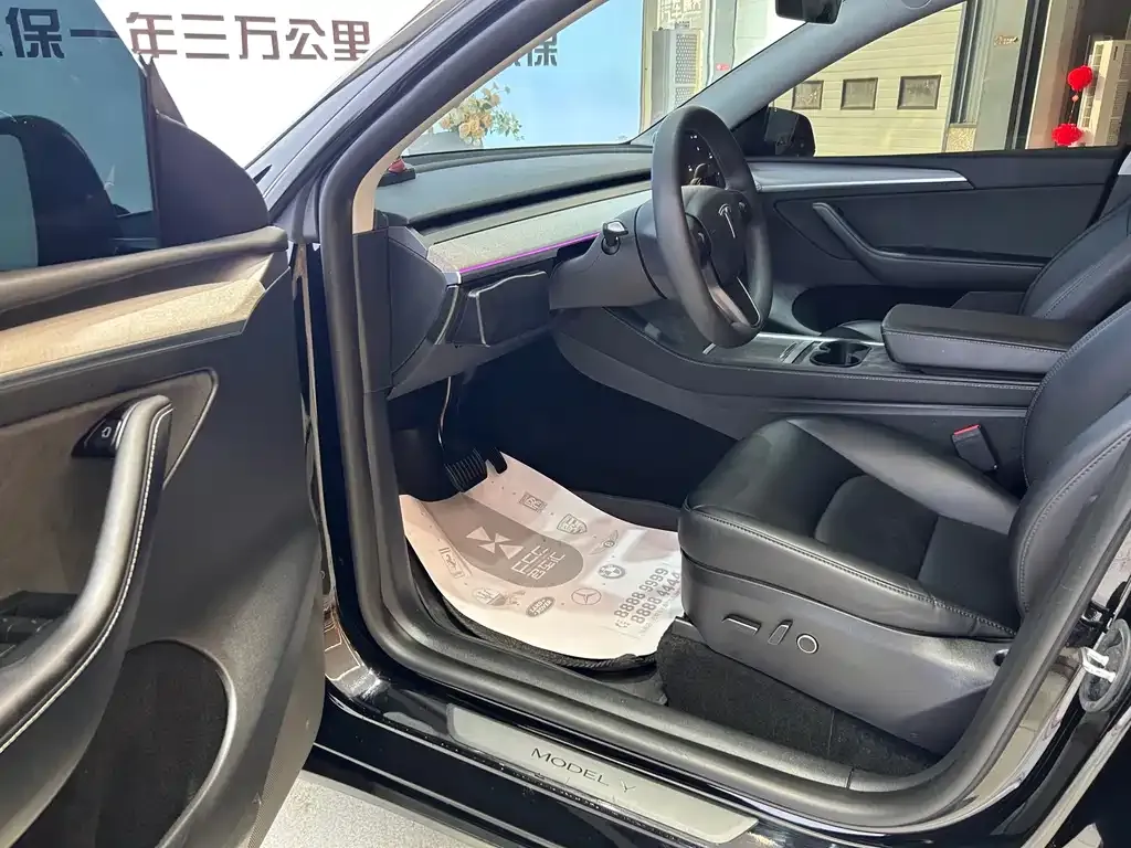 Tesla Model Y — фото 7