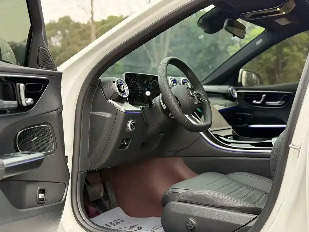Mercedes-Benz C-Class 2025 из CN, фото 6