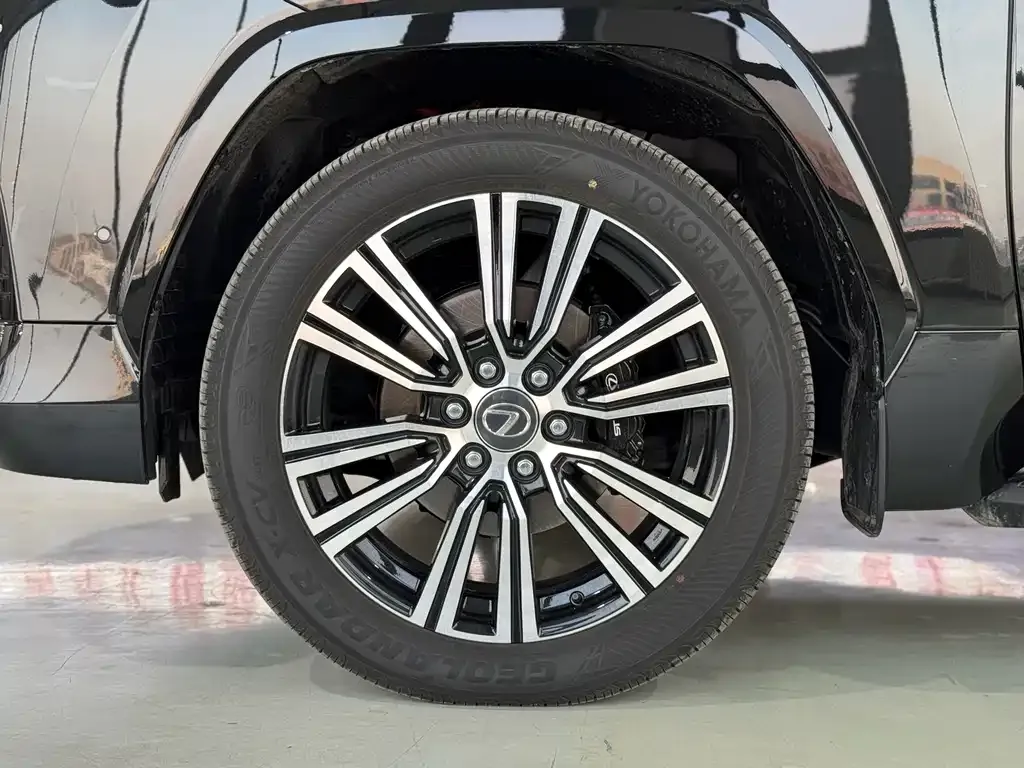 Lexus LX 2026 из CN, фото 7