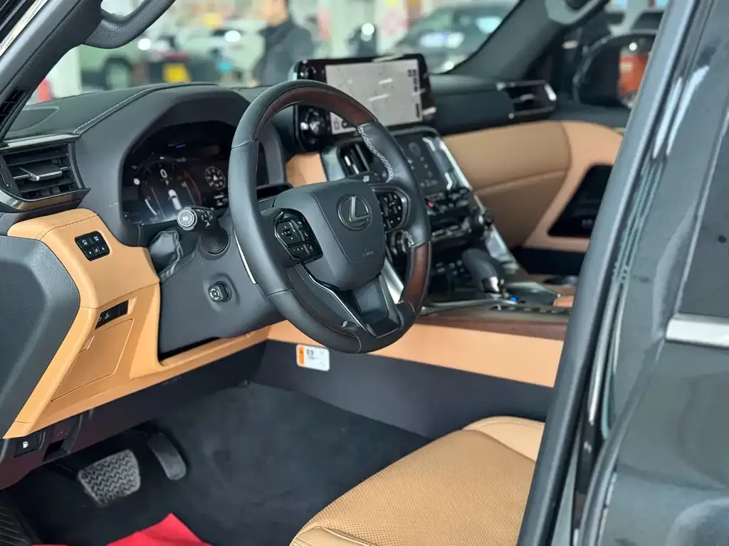 Lexus LX 2026 из CN, фото 6