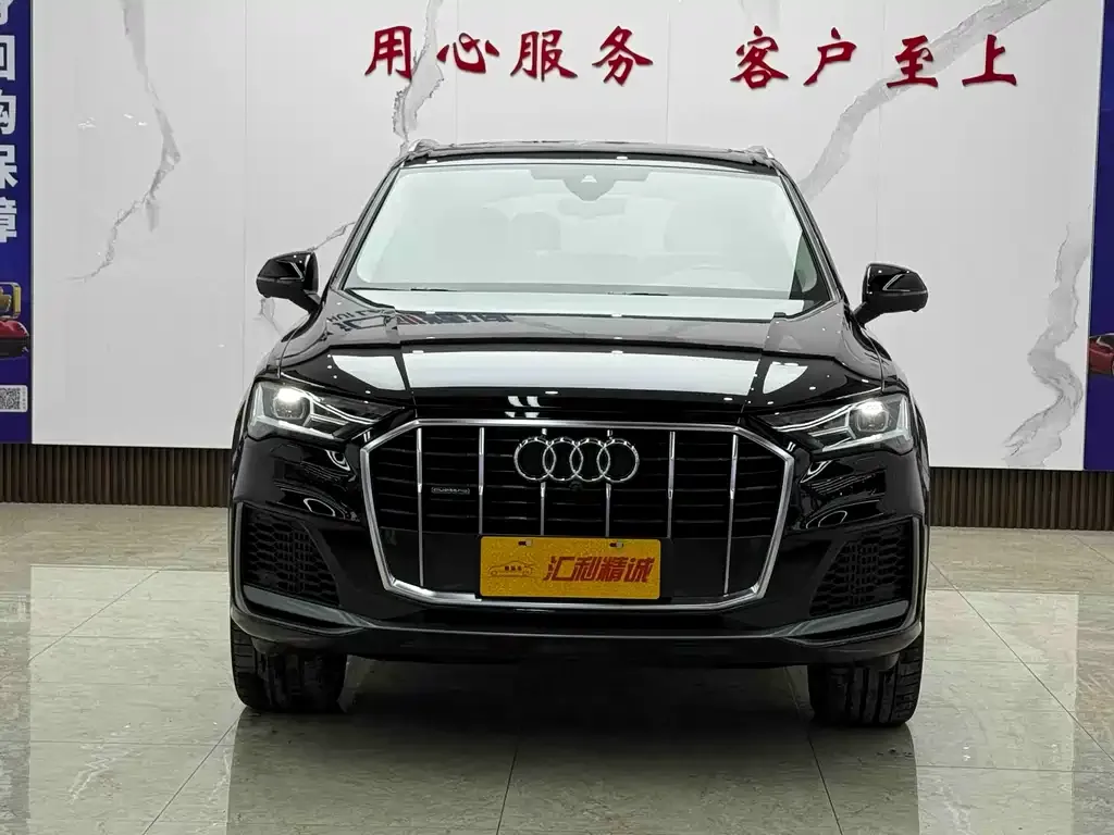 Audi Q7 — фото 5