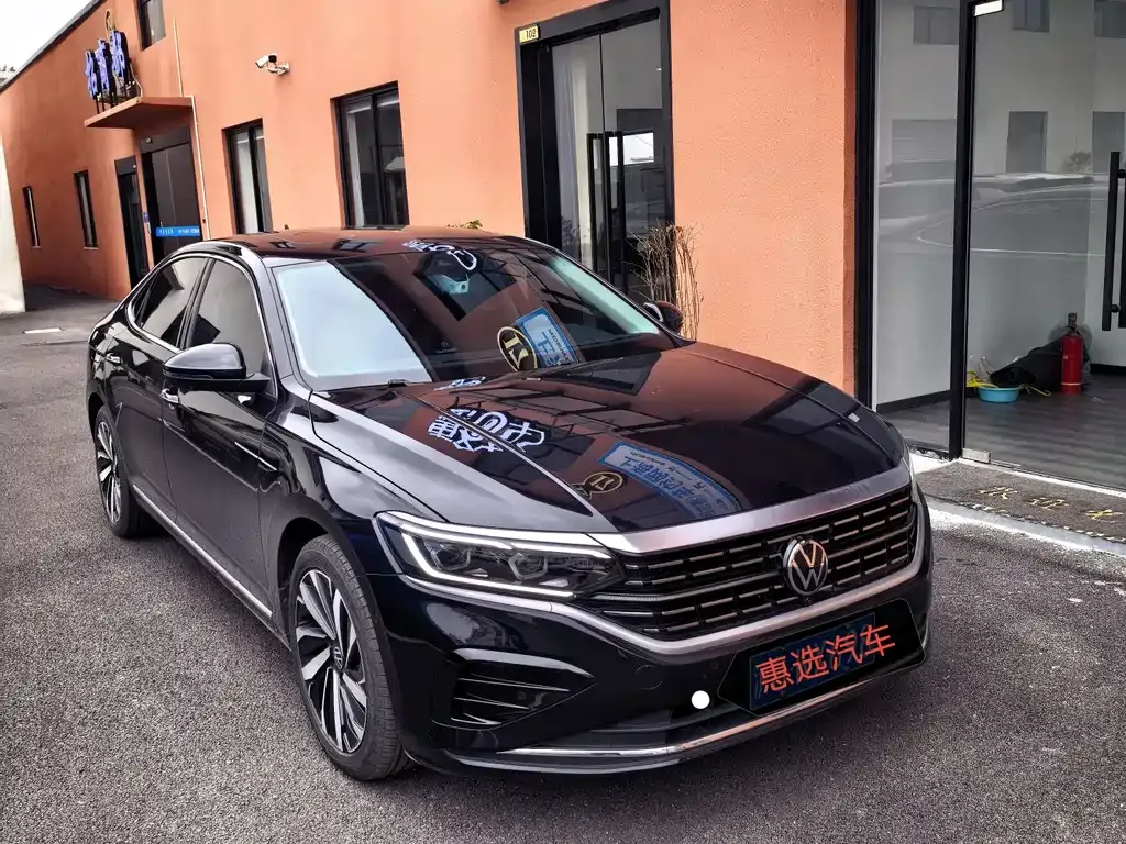 Volkswagen Passat — фото 4