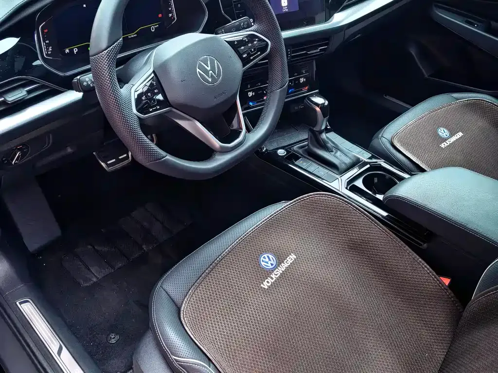 Volkswagen Passat — фото 5