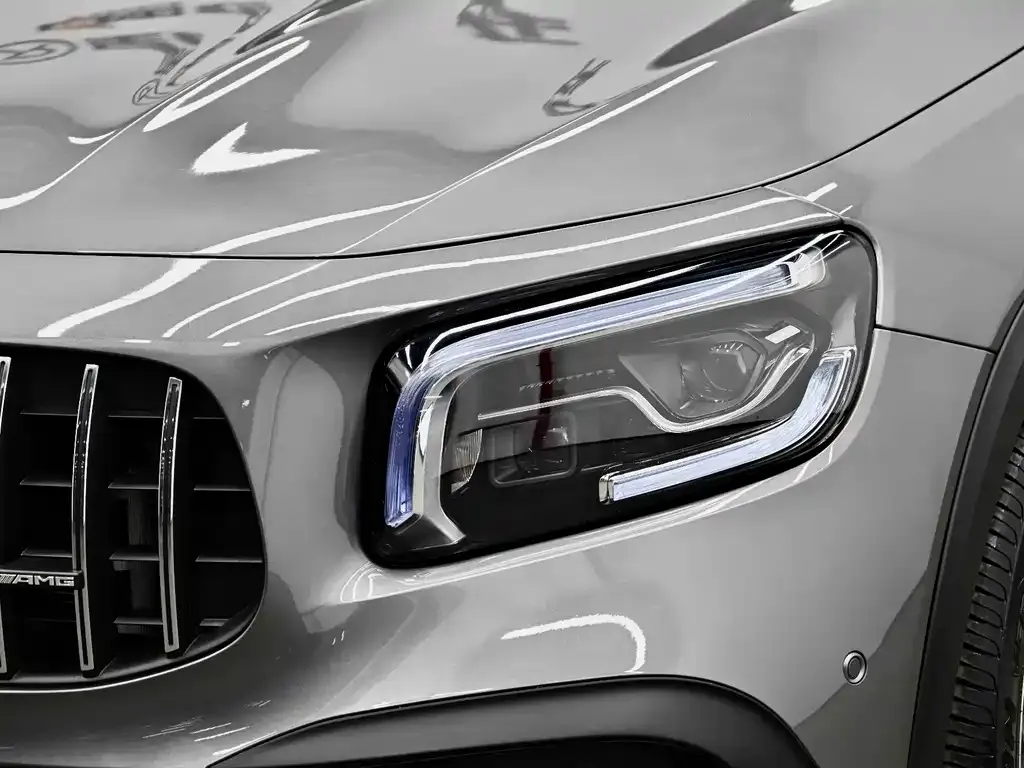 Mercedes-Benz GLB AMG — фото 5