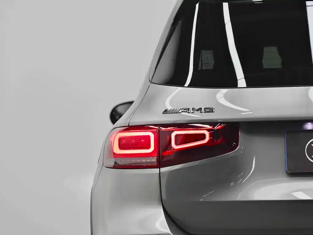 Mercedes-Benz GLB AMG — фото 3