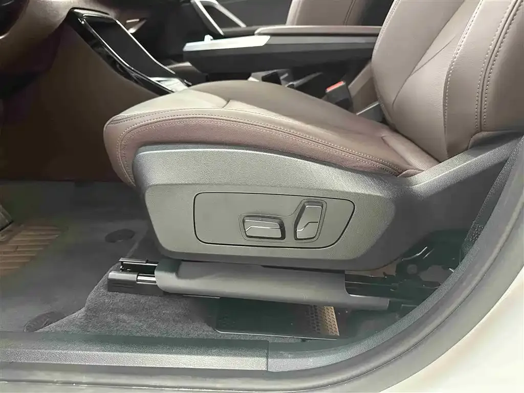 BMW X1 2024 из CN, фото 10