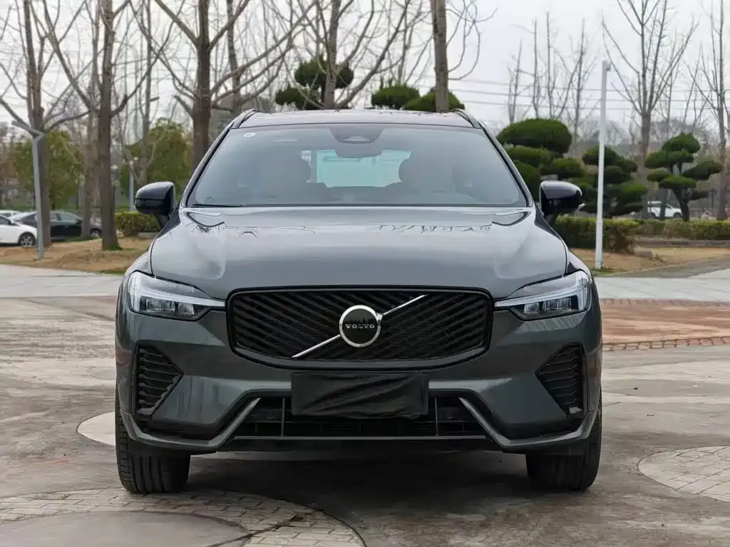 Volvo XC60 2025 из CN, фото 2