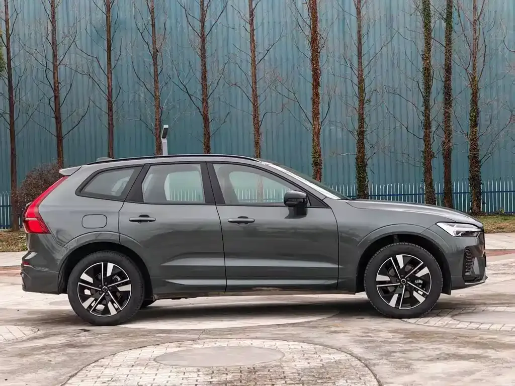 Volvo XC60 2025 из CN, фото 10