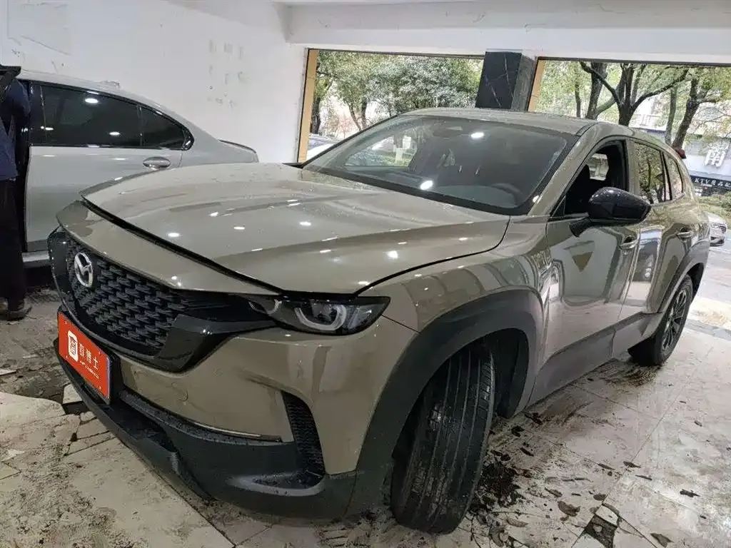 Mazda CX-50 2023 из CN, фото 1