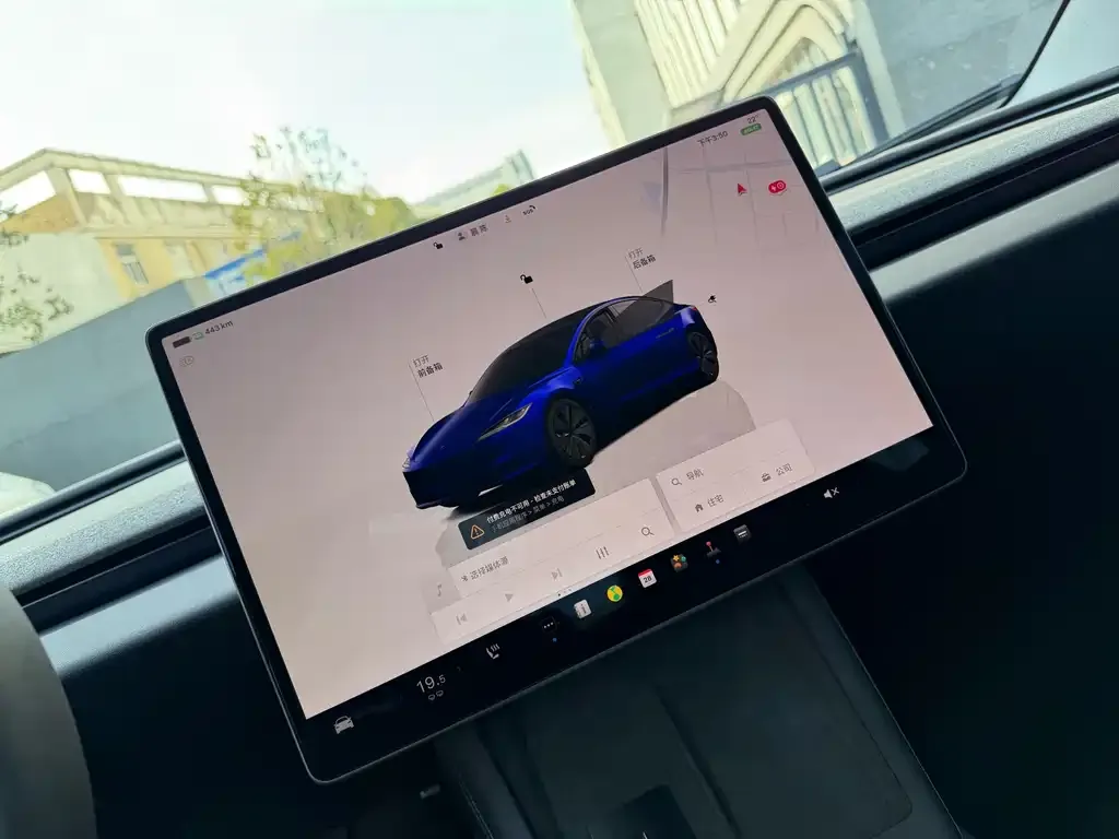 Tesla Model 3 — фото 2